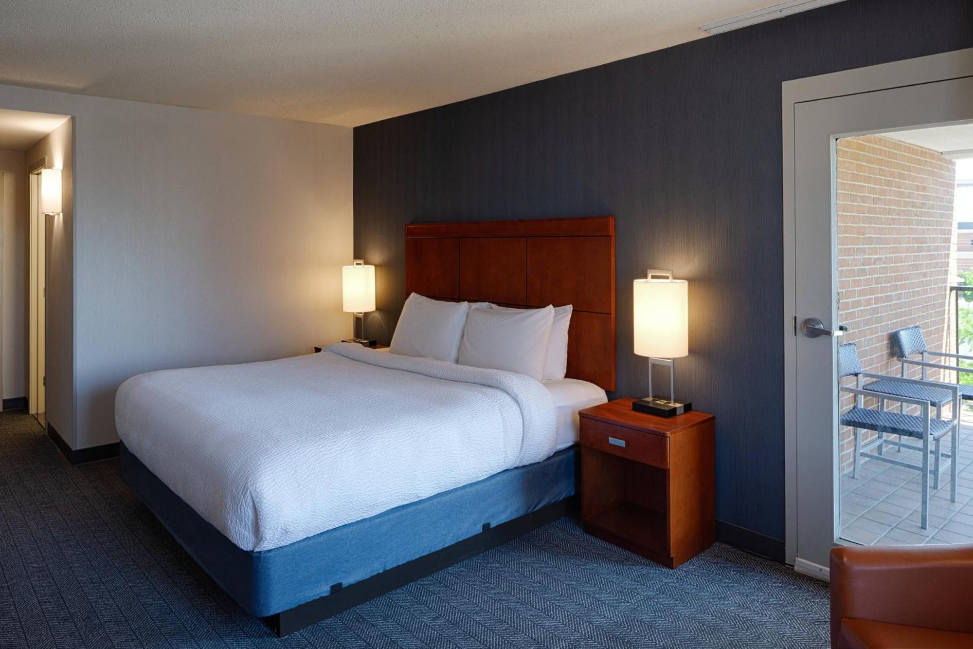 Hotel Courtyard By Marriott Springfield Downtown Exterior foto