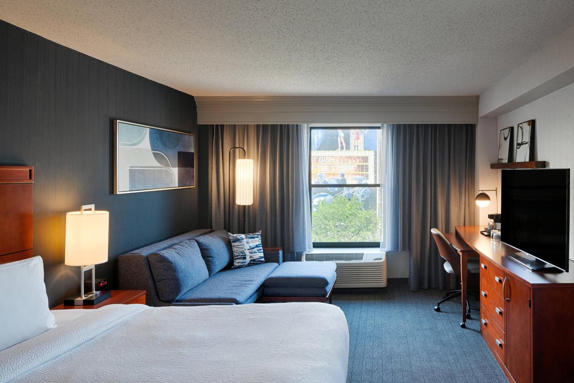 Hotel Courtyard By Marriott Springfield Downtown Exterior foto